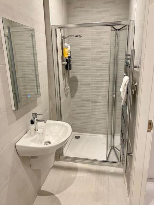 Erne Getaway No.8 Brand New 1 Bed Apartment Енискилен Екстериор снимка