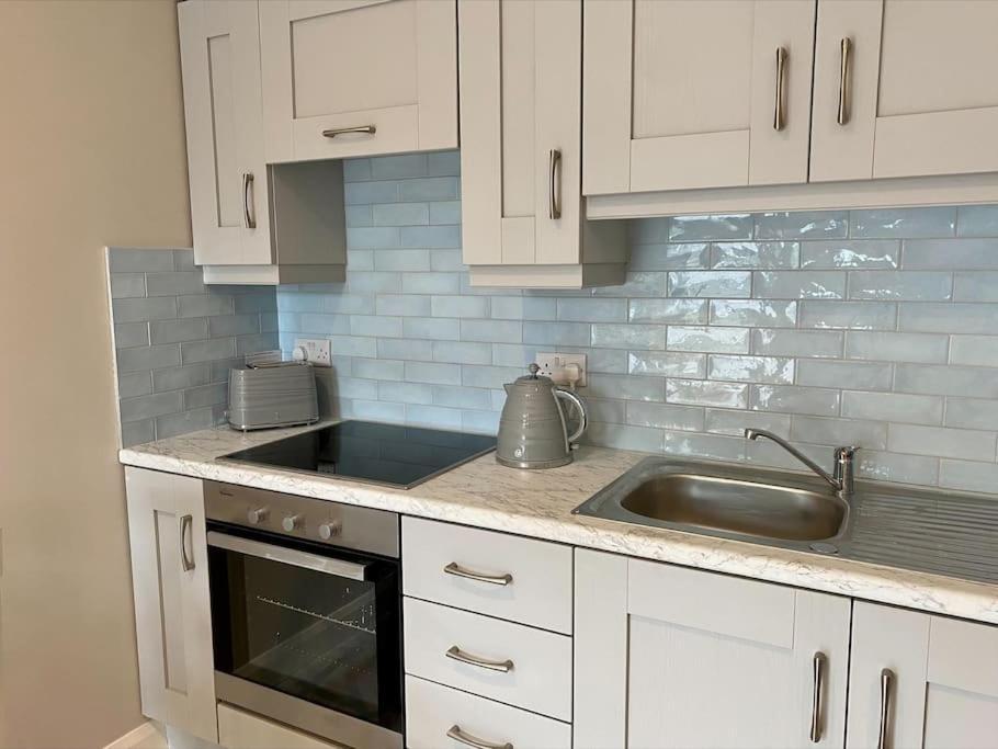 Erne Getaway No.8 Brand New 1 Bed Apartment Енискилен Екстериор снимка
